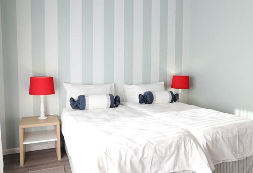 اتاق لوکس, Namib Guesthouse