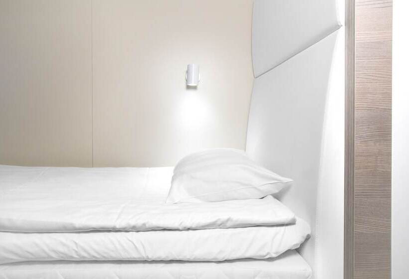 스탠다드 싱글 룸, Omena Hotel Helsinki Lönnrotinkatu