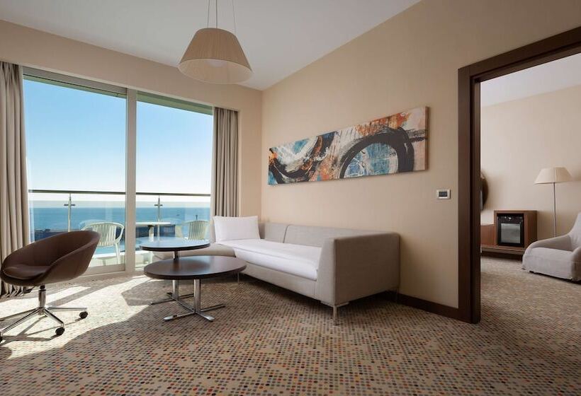 Семейный Номер Вид на Море, Radisson Blu Resort & Congress Centre Sochi