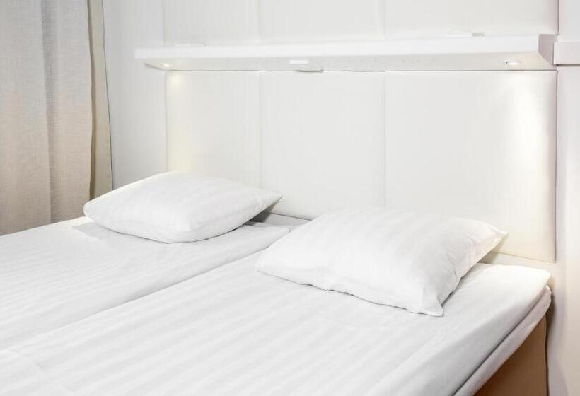 스탠다드 싱글 룸, Omena Hotel Helsinki Lönnrotinkatu