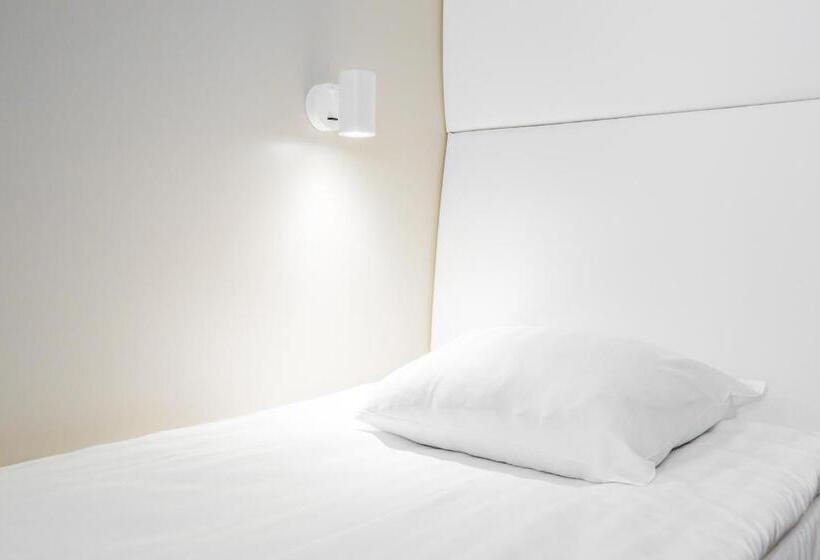 스탠다드 싱글 룸, Omena Hotel Helsinki Lönnrotinkatu