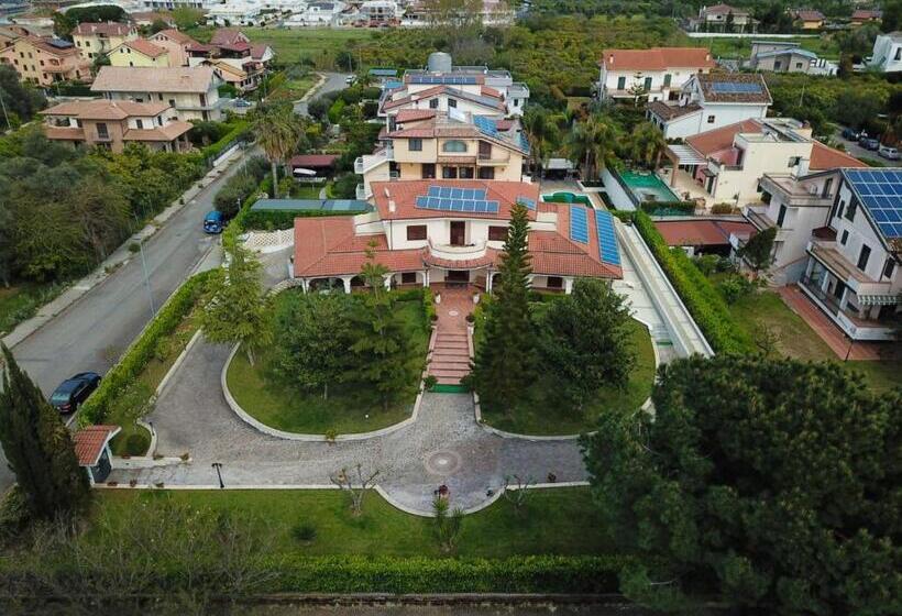 Трехместный Номер Стандарт с Балконом, B&b Giglio Di Mare