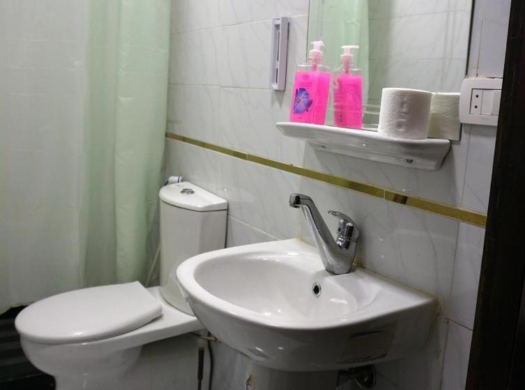 اتاق استاندارد یک نفره, New Abdeen Palace Hostel