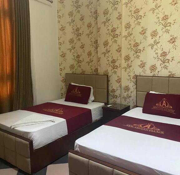 اتاق استاندارد سه تخته با بالکن, New Abdeen Palace Hostel