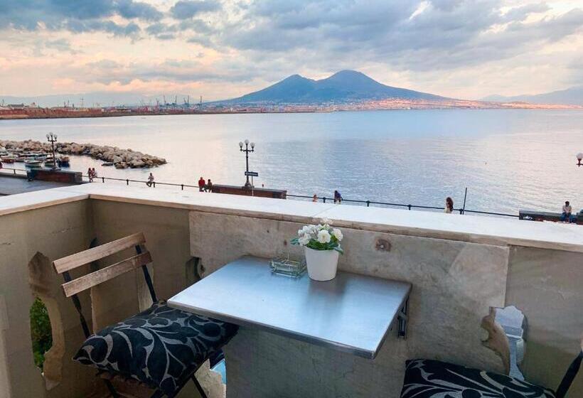 سوئیت با چشم‌انداز دریا و هیدروماساژ, Relais Sul Mare Boutique