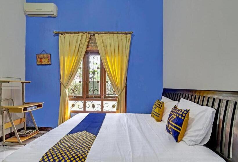スタンダードルーム, Spot On 91054 Desa Wisata Budaya Kebondalem Kidul