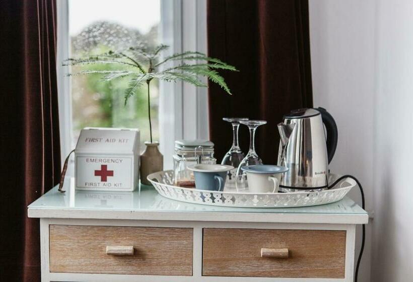 اتاق استاندارد, Highcliffe
