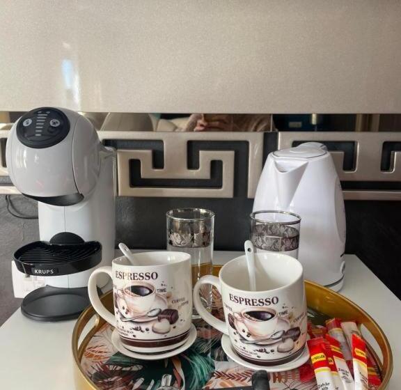 اتاق لوکس با وان آب گرم, City Break