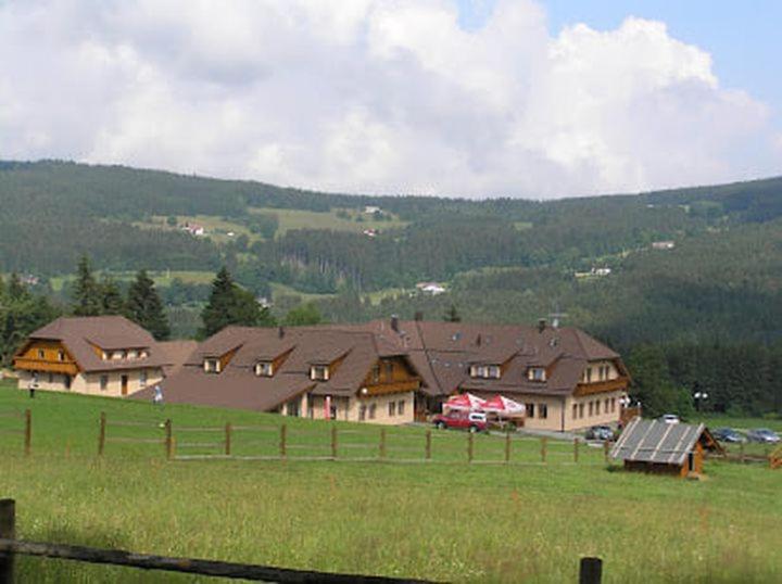 Люкс с Балконом, Elsyn Dvůr