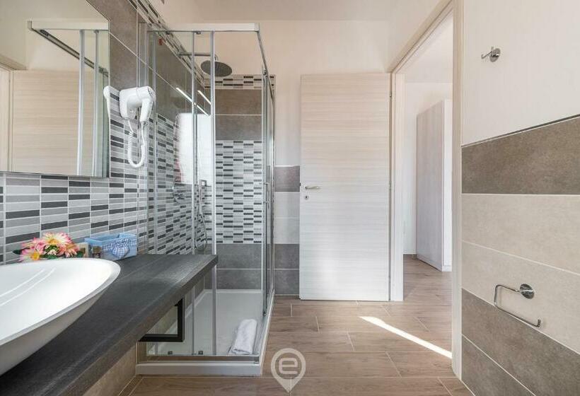 Номер Стандарт, Villa Monica   Suites