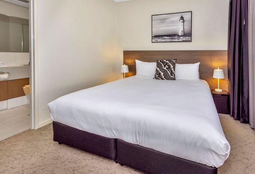 스위트, New Haus By Hougoumont Hotel, Former Bannister 22