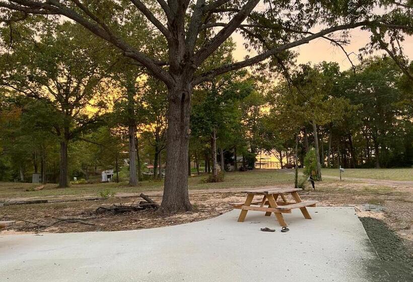 Номер Стандарт Вид на Озеро, Driftwood Inn And Lodge By The Lake