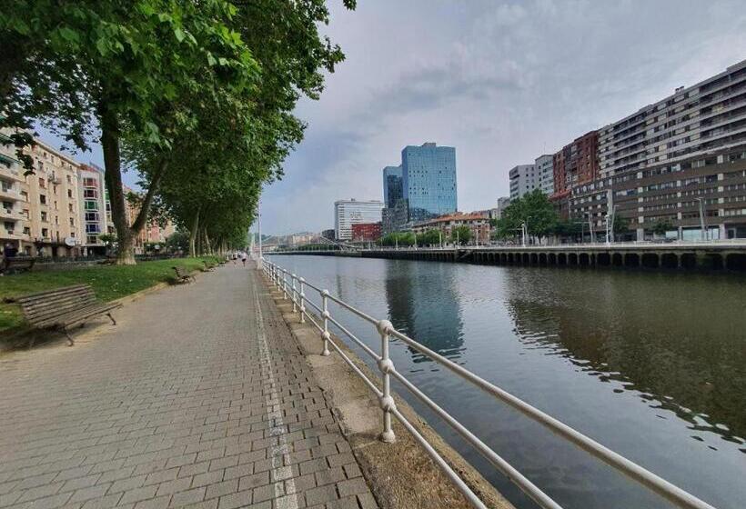 Номер Стандарт Адаптированный для Инвалидов, Guggenheim Riverview Hbi01297