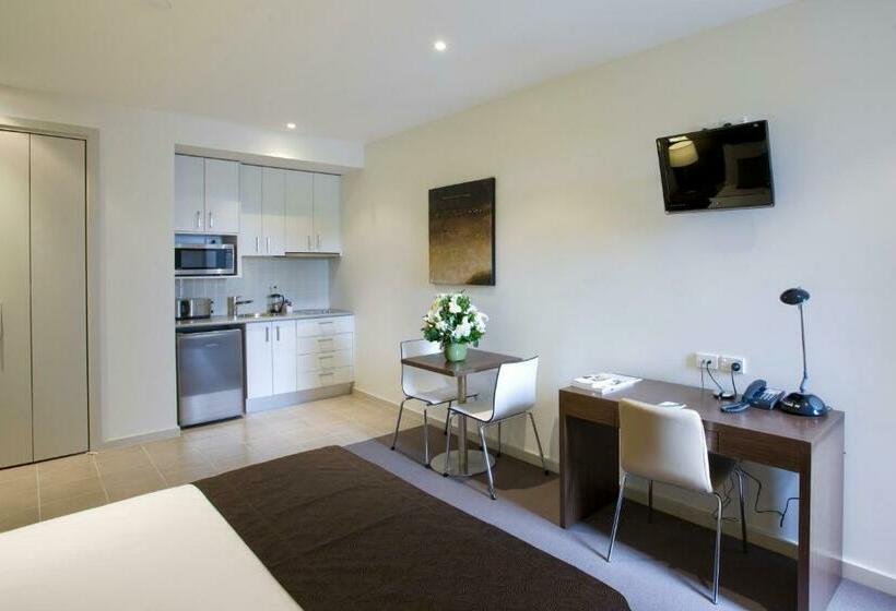 스탠다드 스튜디오, Quest Glen Waverley