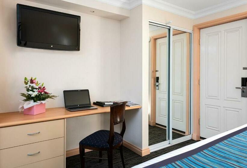 스탠다드 스튜디오, Quest Yelverton Kalgoorlie