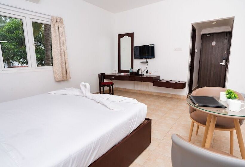 Номер Стандарт, Shelter Beach Resort
