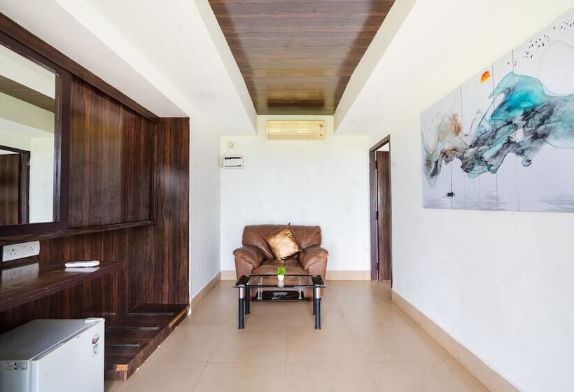 Люкс Deluxe Вид на Море, Shelter Beach Resort
