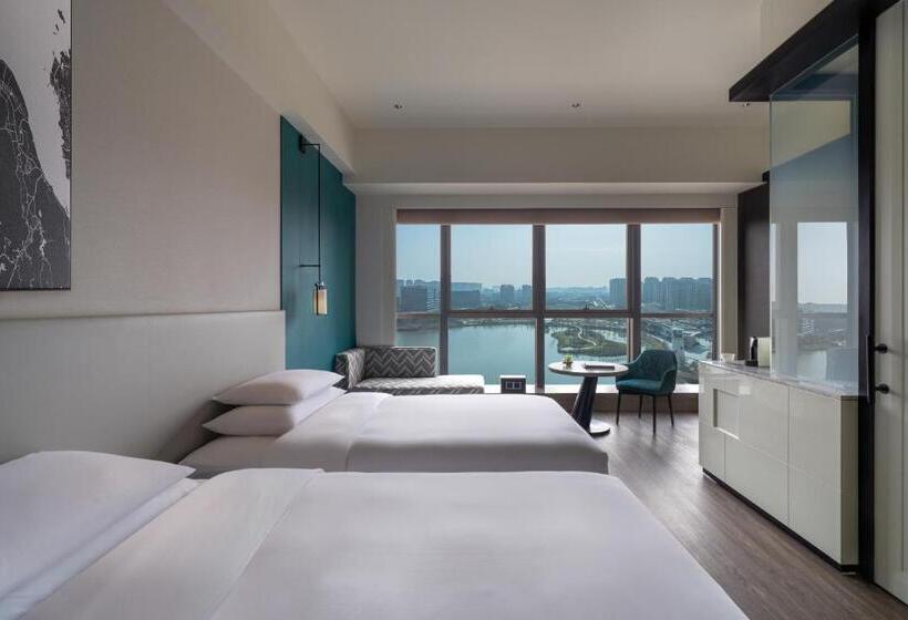 اتاق استاندارد با چشم‌انداز دریاچه, Hyatt Centric Lakeside Ningbo