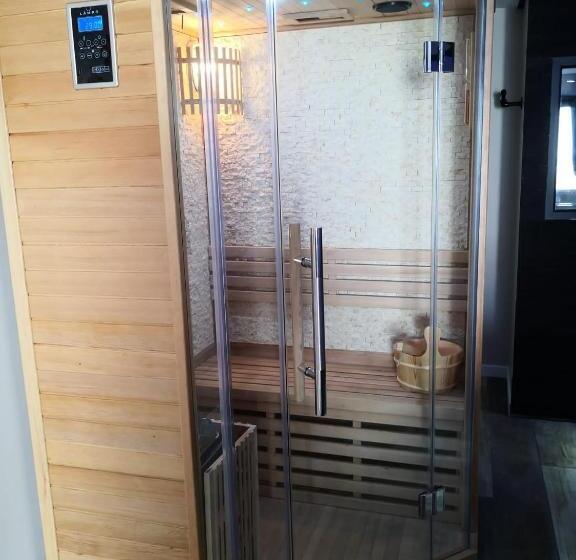Номер Deluxe, V&spa 2 Chambres D Hôtes Avec Spa Privatif Dont Une Avec Un Sauna