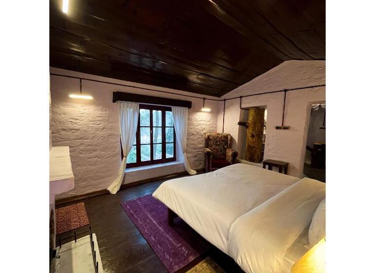 스탠다드 룸 킹사이즈 침대, Mulberry House
