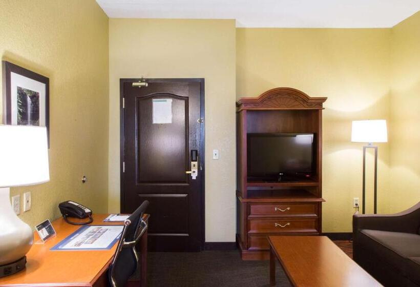 Люкс, Best Western Executive Inn & Suites