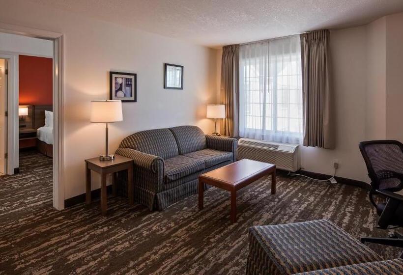 Люкс, Charlevoix Inn & Suites Surestay Collection By Best Western