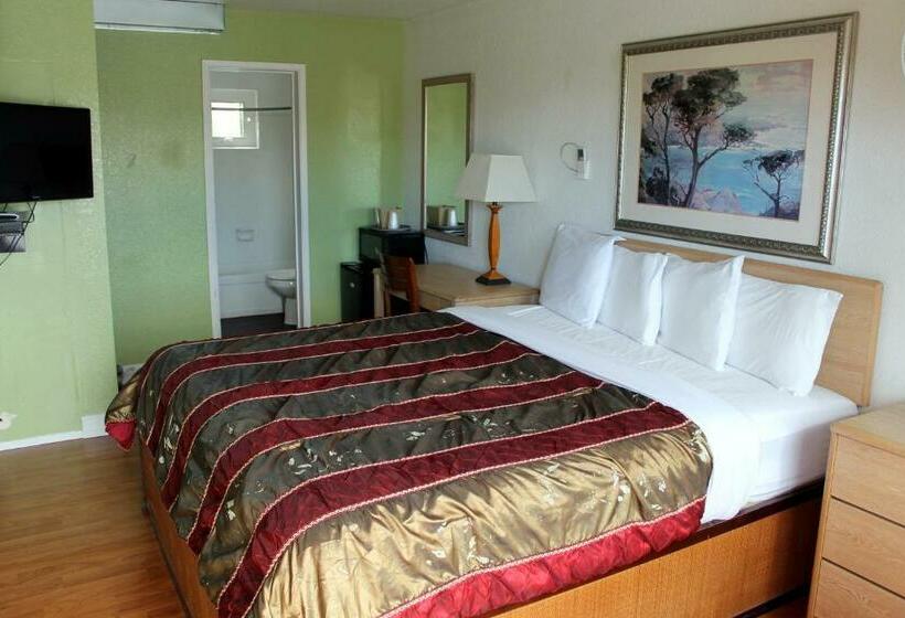 חדר סטנדרט עם מיטת קינג, Fireside Inn By The Beach Boardwalk & Bowling