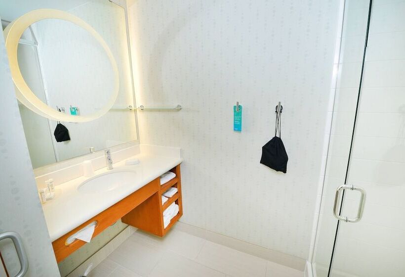 Студия Стандарт, Springhill Suites By Marriott Grand Forks