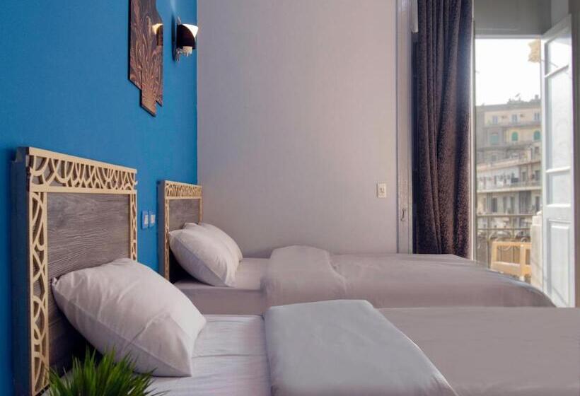 اتاق لوکس با بالکن, Australian Deluxe Hostel