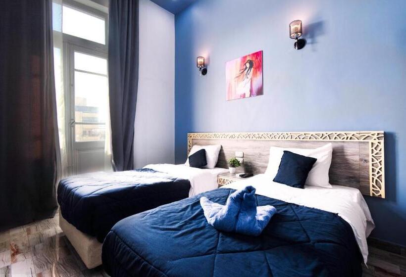 اتاق لوکس سه تخته, Australian Deluxe Hostel