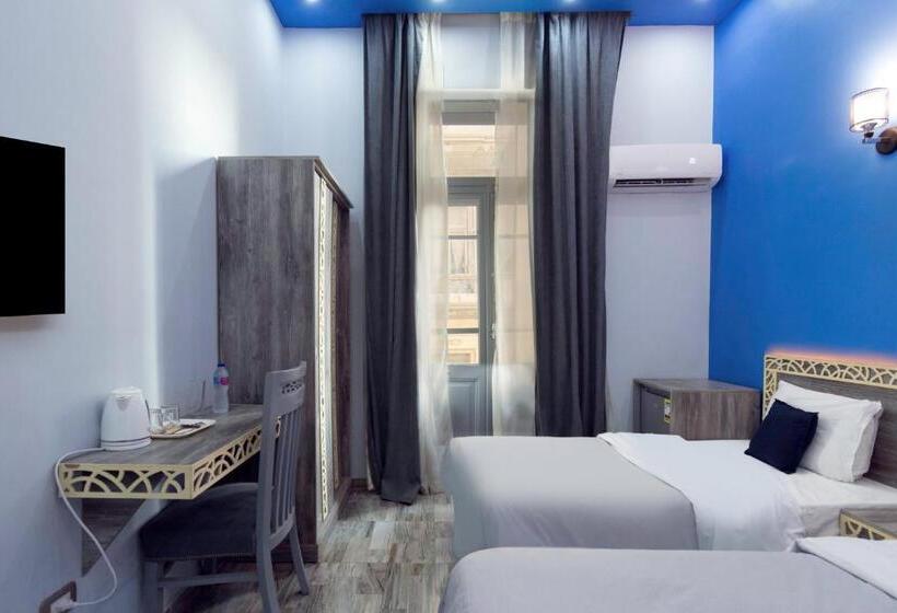اتاق لوکس چهار تخته, Australian Deluxe Hostel