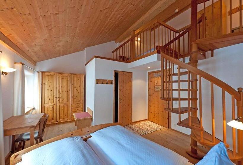 Семейный Номер, Gasthaus & Hotel Berninahaus
