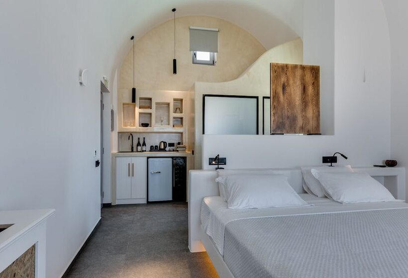 Deluxe Suite Sea View, Elements Cozy Suites