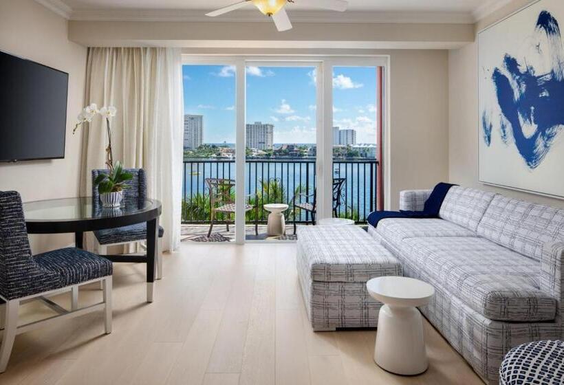 キングサイズベッドのジュニアスイート, Yacht Club At The Boca Raton Resort