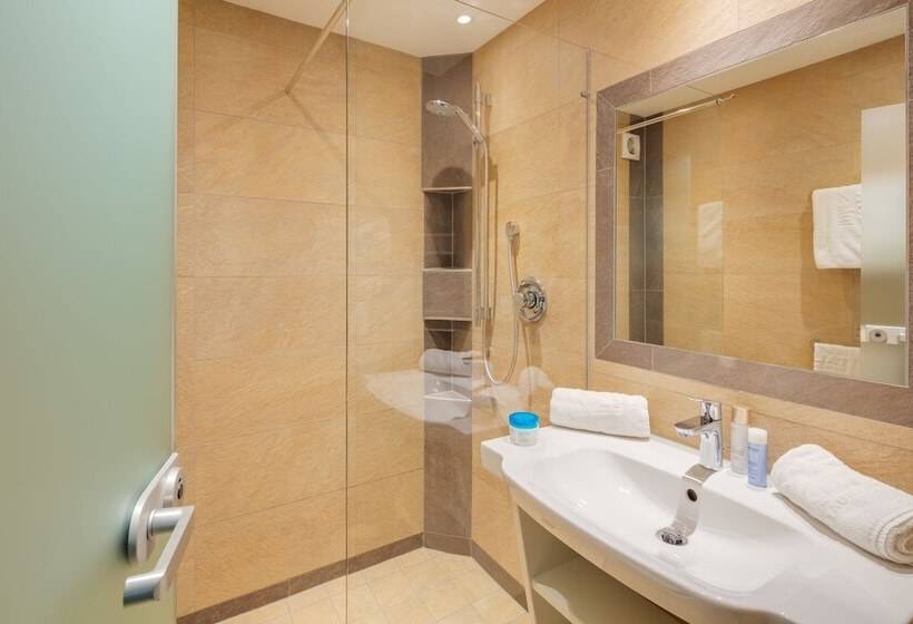 Номер Стандарт Вид на Горы, Apparthotel Talhof, Restaurant, Pool Und Spa