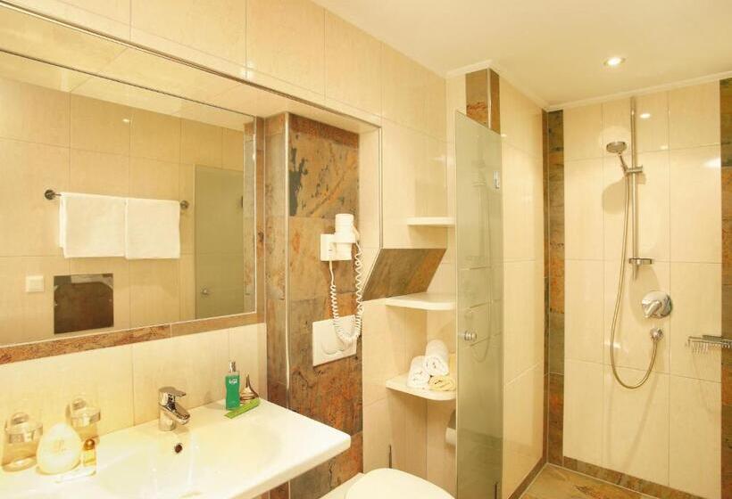 Номер Стандарт Индивидуальный, Apparthotel Talhof, Restaurant, Pool Und Spa