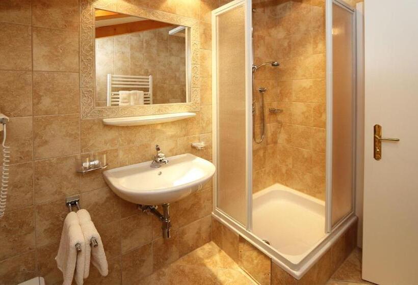 Апартаменты 1 Спальня с Балконом, Waldele