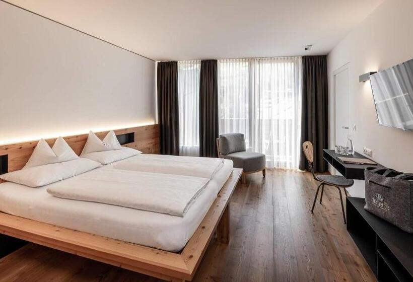 Номер Стандарт с Балконом, Die Berge Lifestyle Hotel Sölden