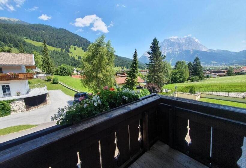 Номер Стандарт, Klockerhof