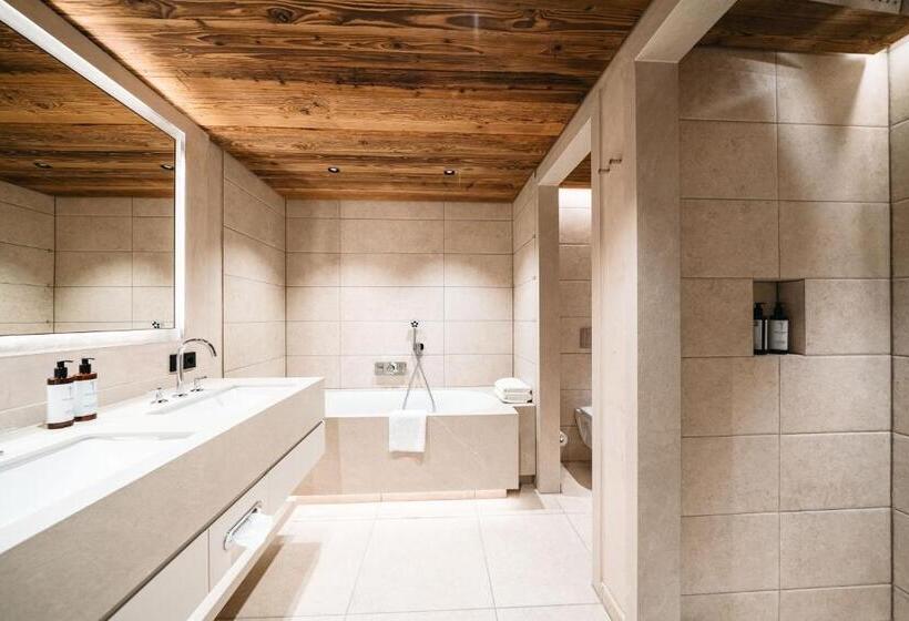 اتاق استاندارد با بالکن, Maiensee