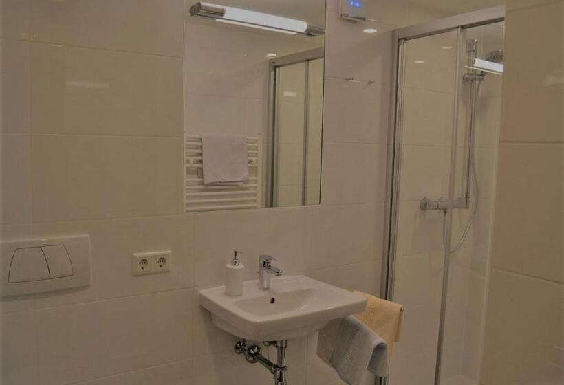 발코니가 있는 2 베드룸 아파트, Appartements Ferienwohnungen Alpenblick