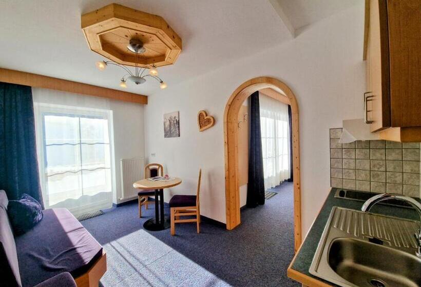 Полулюкс Повышенной Комфортности, Berghotel Almrausch
