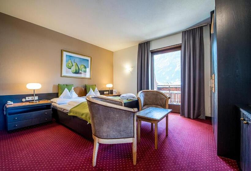 Номер Стандарт с Балконом, Alphotel Stocker Alpine Wellness