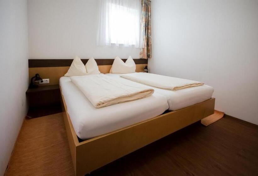 Апартаменты 2 Спальни, Familienhotel Steindl