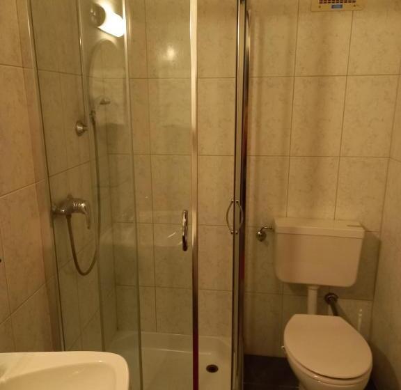 Номер Стандарт Трехместный, Gasthof Zum Pfandl