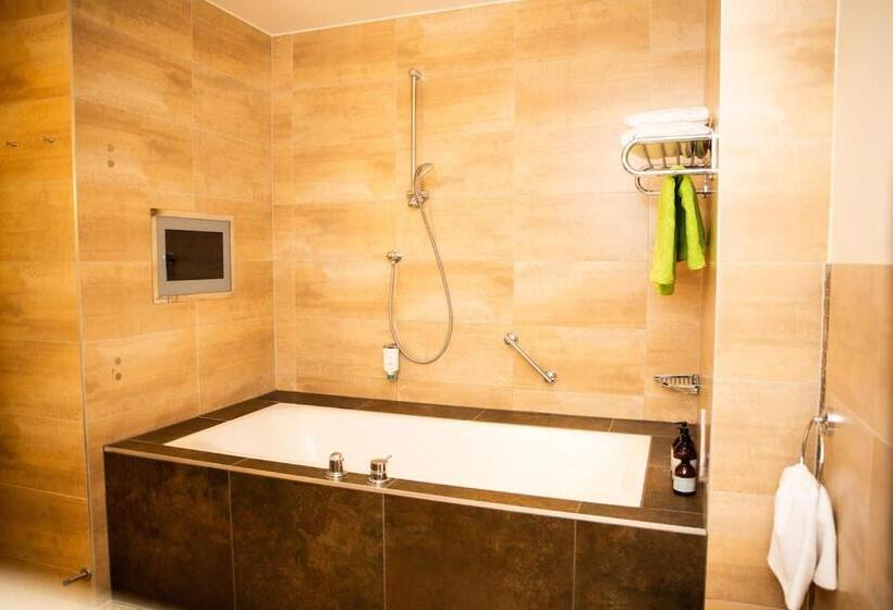 سوییت جونیور با بالکن, Seehotel Süd