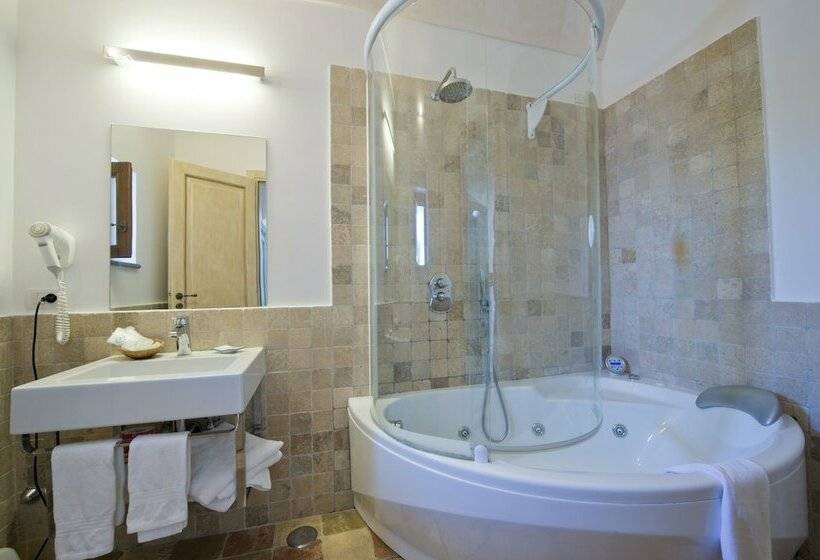 جناح جونيور مطلّ علي البحر, Villa Il Frantoio And Lilmar