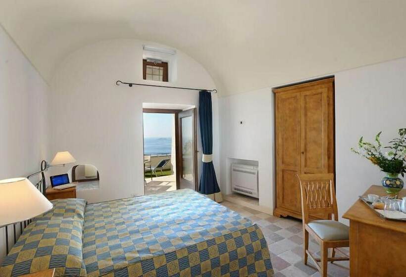 غرفة سوبيريور مطلّة علي البحر, Villa Il Frantoio And Lilmar