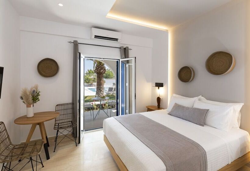 수피리어 스튜디오, Louis Studios Santorini