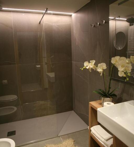 اتاق لوکس, Alpen Hotel Vidi